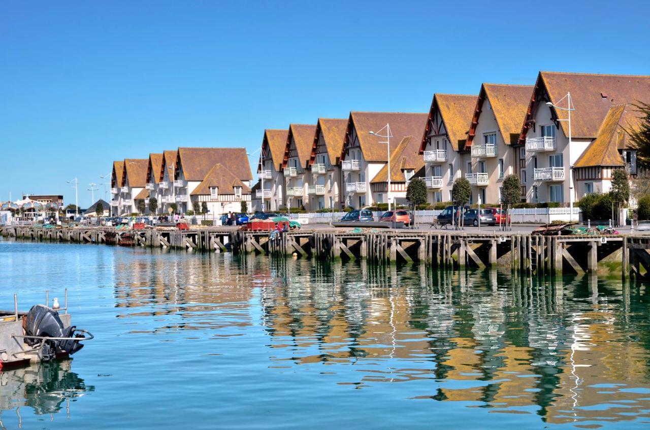 Appartement Spacieux Avec Balcon - A 50M De La Plage กูร์เซิล-โซร์-แม ภายนอก รูปภาพ